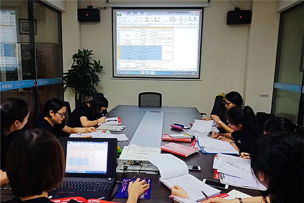 1535271914583760.jpg 培训1.jpg