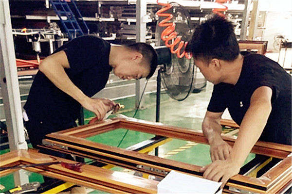 1535271964813653.jpg 车间现场2.jpg